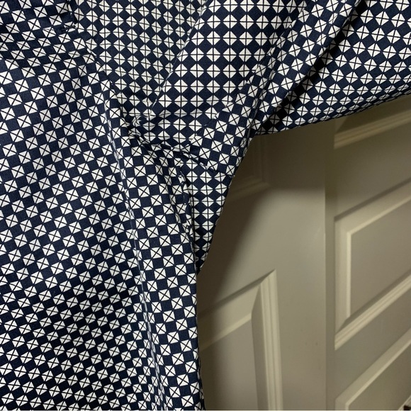 Sandro Costal Navy Blue Bermuda White Novelties Prints Comfy Stretch Shorts 10 - Picture 5 of 9